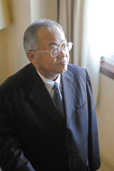 顾雏军:狱中一条烟请个保镖 出狱后连吃四天肯德基