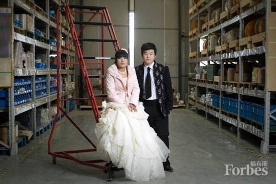 工厂婚礼，透视新生代农民工的家庭
